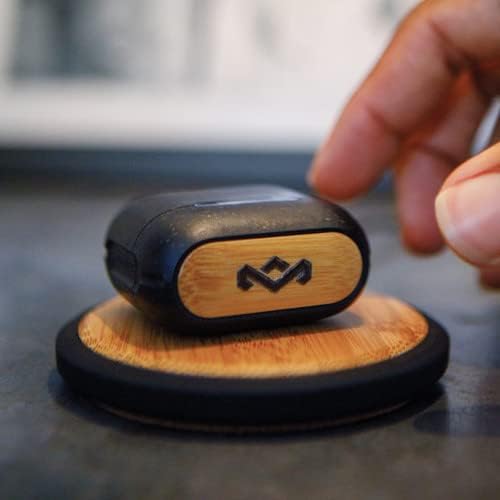 Eco-Friendly Qi Wireless Charging Pad by House of Marley: Fast, Sustainable Power for Your Devices with Enhanced Compatibility and Sleek Design