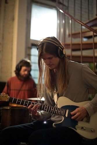 Experience Unmatched Audio Precision with AKG K72 Professional Closed-Back Studio Headphones – Lightweight Over-Ear Design for Exceptional Sound Isolation and Comfort, Featuring 40 mm Drivers for Accurate Mixing and Immersive Listening, Adjustable Fit for Long Sessions, and Detachable Cable for Versatile Compatibility