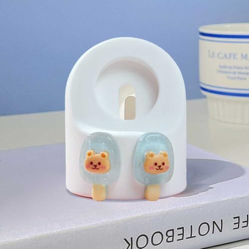 Stylish Cartoon Silicone Apple Watch Charging Dock – Enhanced Nightstand Compatibility for All Series Ultra/8/SE2/7/6/5/4/3/2/1 – Fast-Charging Solution with Tidy Cable Management for Personalized Décor and Elevated Viewing Experience