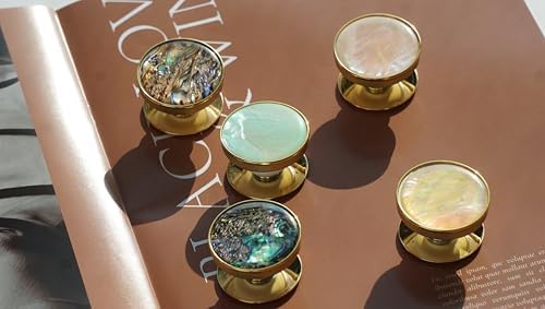 Chic Natural Abalone Shell Foldable Phone Grip – Magnetic Handle for Secure Smartphone & Tablet Handling, Stylish Accessory for Enhanced Portability and Aesthetic Appeal