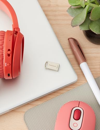 Transcend Jet Flash 710 32 GB USB 3.1 Flash Drive – Ultra-Fast Data Transfer & Durable Design for Effortless Storage Solutions in Sleek Silver Finish