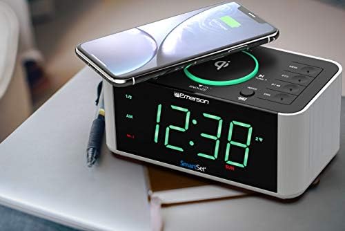Elevate Your Morning Routine with the Emerson ER100202 Smartset Dual Alarm Clock Radio – Bluetooth-Enabled, USB Charging Port, and Qi Wireless Charger for Effortless Device Power – Stylish and Functional Addition to Your Bedside or Office Setup