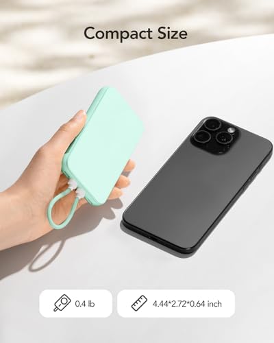 Charmast 10000 m Ah Slim Power Bank – 20 W Fast Charging Portable Charger with Removable Cable for i Phone & Android – Lightweight Hand-Free Battery Pack with Digital Display for Effortless Travel Convenience