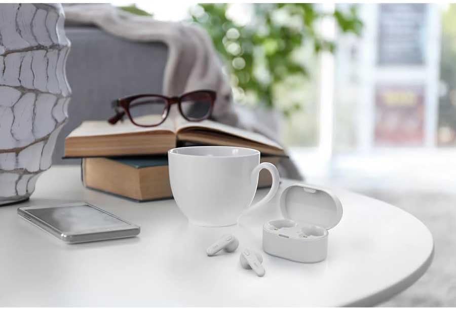 Revolutionize Your Audio Experience with PHILIPS True Wireless Earbuds – Advanced Bluetooth 5.3 Headphones Featuring 13 mm Drivers and AI Mic for Crystal-Clear Calls, IPX4 Waterproof Design for Active Lifestyles, 15 Hours of Playtime, Ultimate Compatibility with i Phone, Android & All Bluetooth Devices in Sleek White Finish