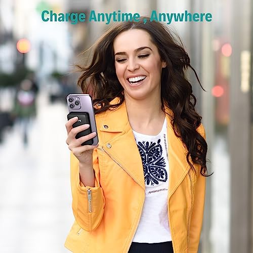 Ultra-Slim 6000 m Ah Portable Charger with Built-in Cables – Lightweight Fast Charging Power Bank for i Phone, Samsung, and Android Devices – Perfect Travel Companion for On-the-Go Power Solutions