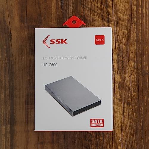 SSK Premium Aluminum 2.5″ Hard Drive Enclosure – USB C 3.1 Gen 2 Adapter for 2.5″ SATA III SSD & HDD with UASP Support – Ideal for WD, Seagate, PS4 & Xbox – Enhanced Speed & Durability for Seamless Data Access