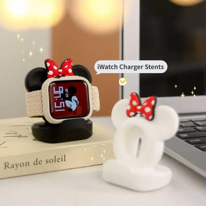 Stylish Cartoon Silicone Apple Watch Charging Dock – Enhanced Nightstand Compatibility for All Series Ultra/8/SE2/7/6/5/4/3/2/1 – Fast-Charging Solution with Tidy Cable Management for Personalized Décor and Elevated Viewing Experience