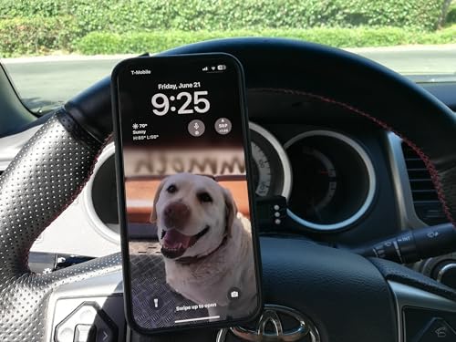 Revolutionary Magnetic Steering Wheel Phone Holder: Ultimate Mag Safe Compatibility for i Phone & Samsung – Hands-Free Navigation & 360-Degree Rotation for Safe Driving