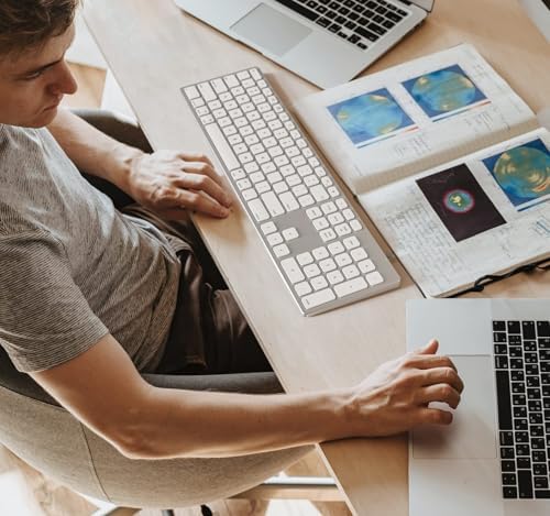 Sleek All-Aluminum Wired Keyboard for Mac OS – Full-Size USB Design with Numeric Keypad for Effortless Data Entry, Exceptional Durability, and Enhanced Typing Speed – Perfectly Compatible with i Mac, Mac Book, i Pad, and Mac Mini – Elevate Your Workspace with Elegant Silver Finish